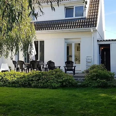 La Desirade Audresselles, Charmante Maison A 250 M De La Ferienhaus