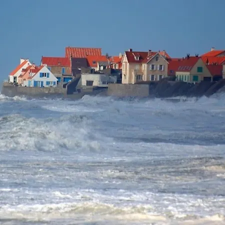 La Desirade Audresselles, Charmante Maison A 250 M De La Ferienhaus *